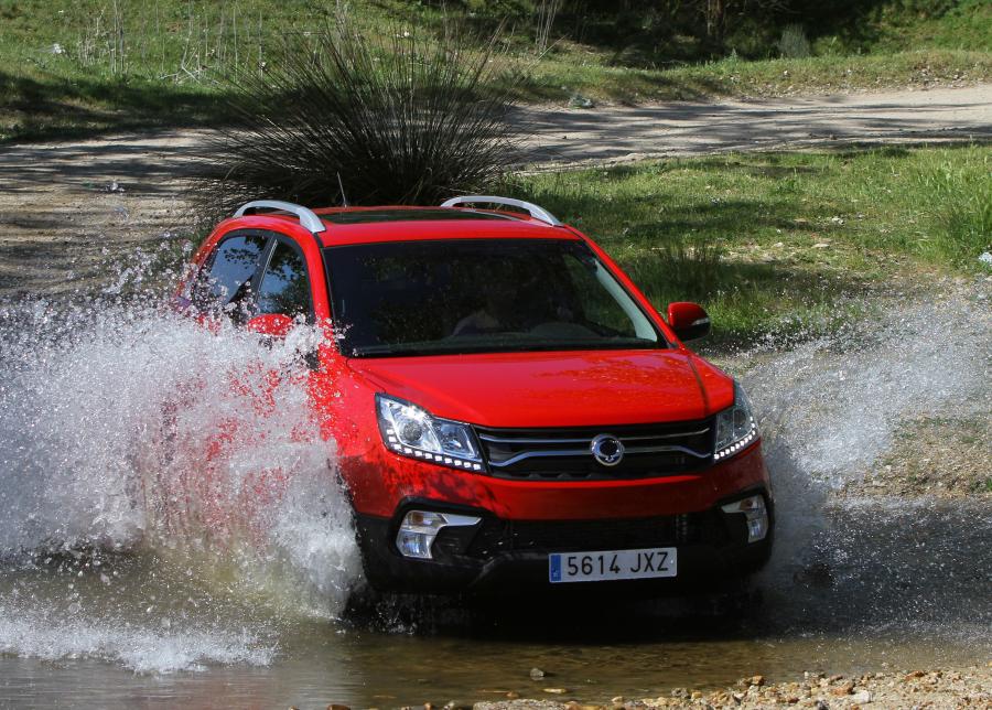  SsangYong Korando 2017 года  (WW) (фото 13 из 40)